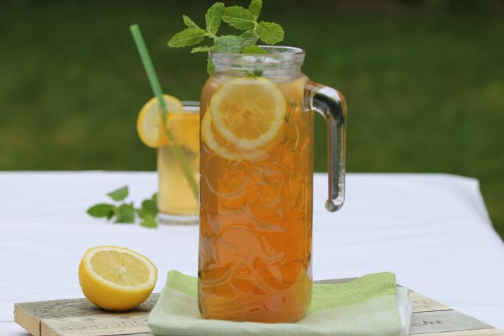 Lemon mint iced tea